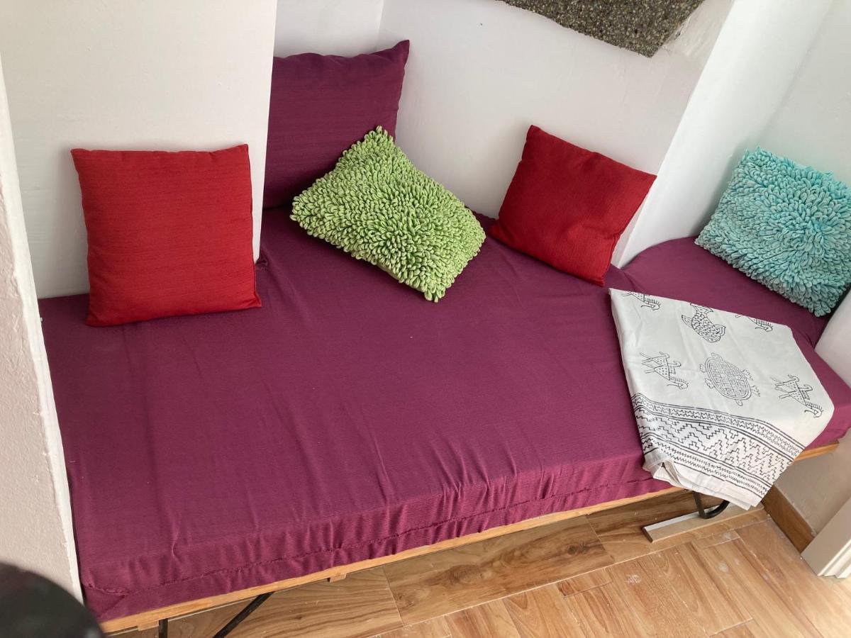 Malaguena Salerosa "Apartamento - Estudio Con Terraza" En Casa Tipica De 1 A 4 Dormitorios Málaga Exteriör bild
